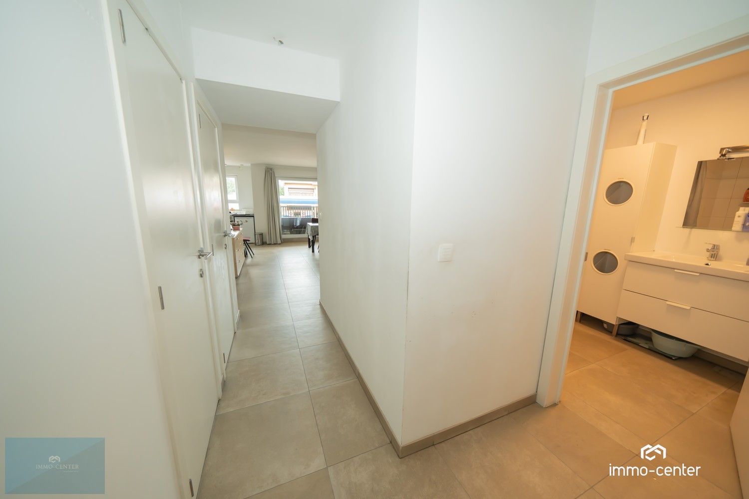 Instapklaar appartement met 2 slaapkamers, autostaanplaats, 2 terrassen in groene omgeving foto 12