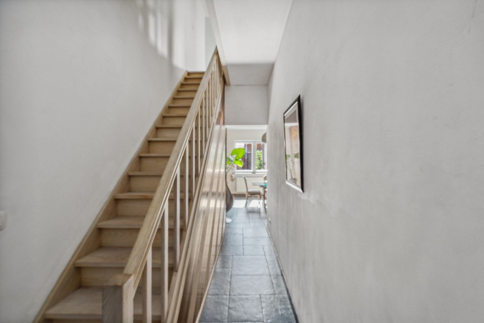 Verrassend mooie woning met 3 slaapkamers en schuur foto 7