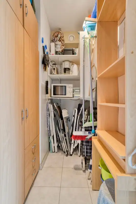 Ruim hoek appartement met 2 slaapkamers foto 17