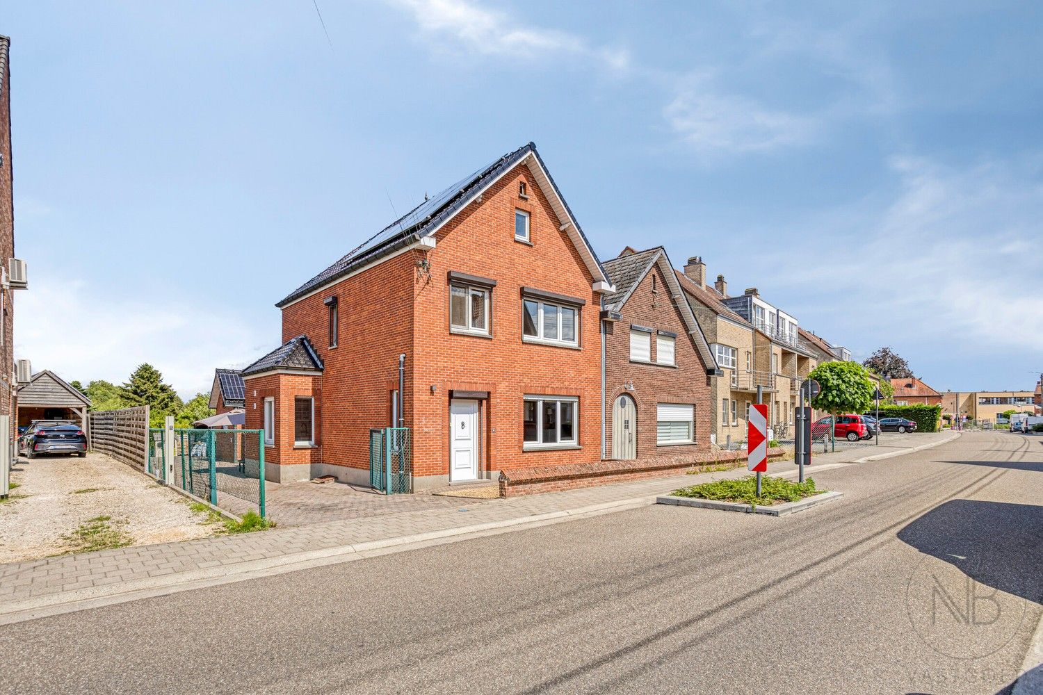 EENGEZINSWONING KURINGEN CENTRUM MET MOOI PERCEEL 9A 18CA foto 24