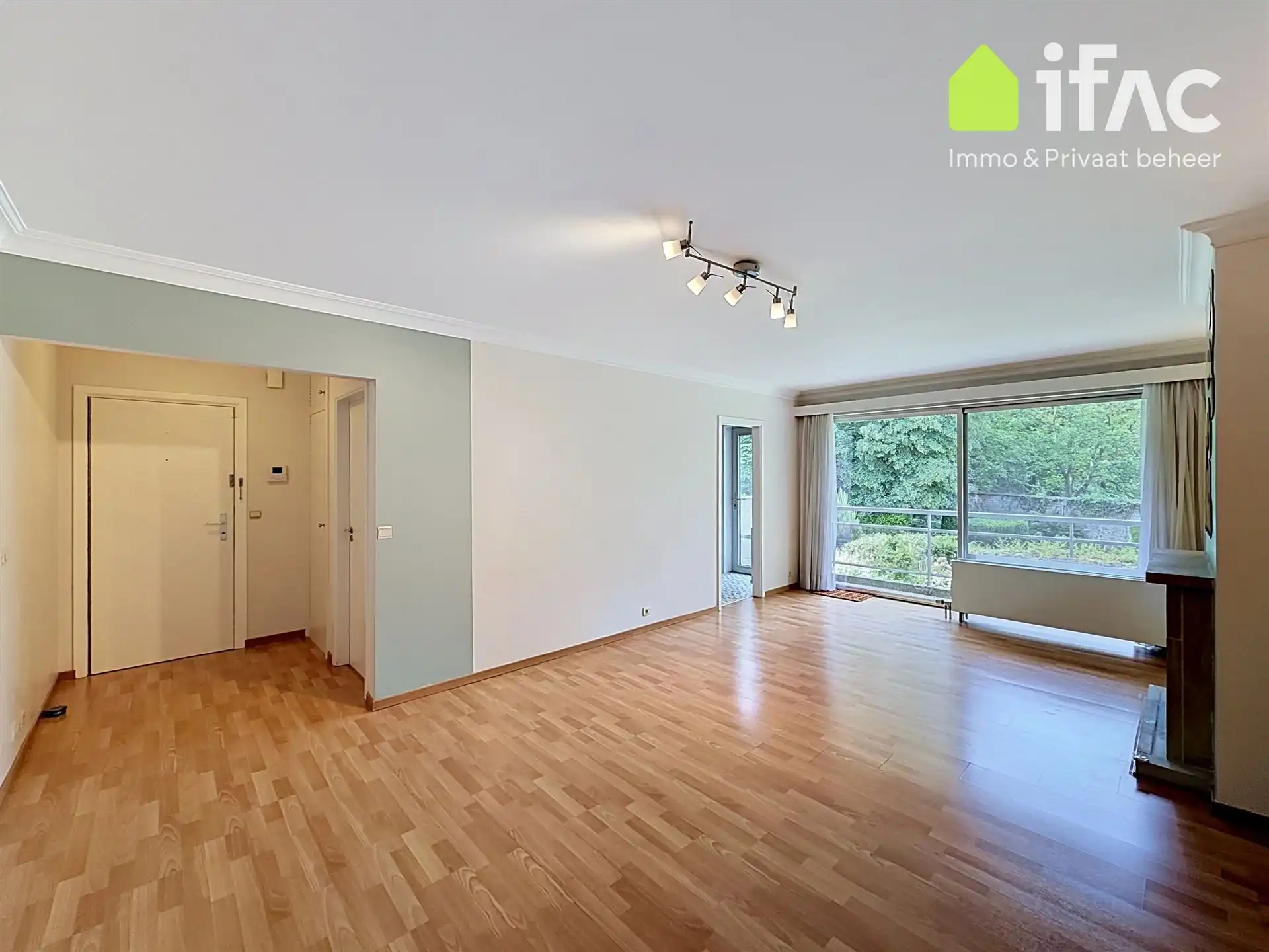 Rustig gelegen appartement met terras foto 2