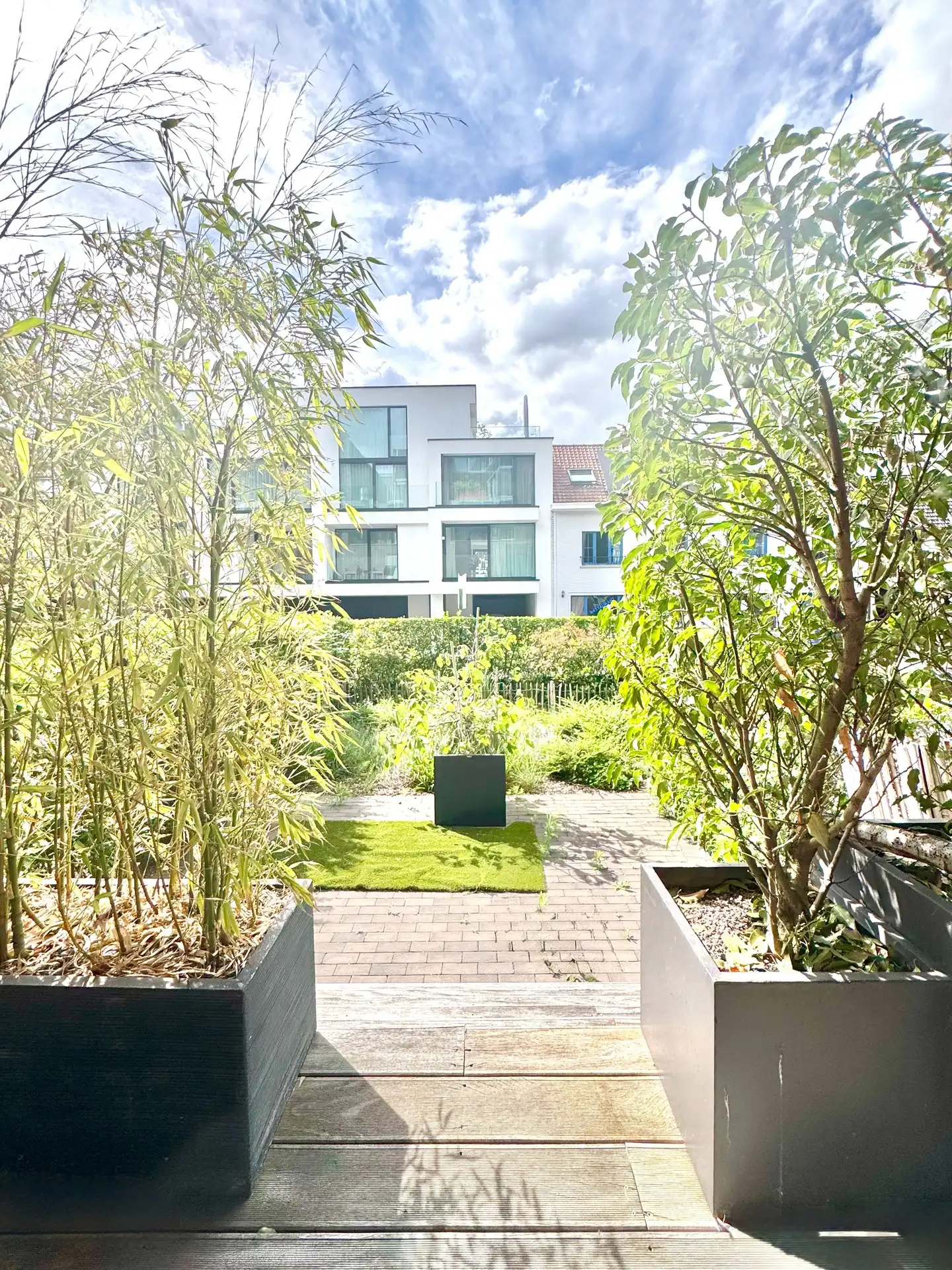 RUIM APPARTEMENT | OVERDEKTE AUTOSTAANPLAATS |TUIN | TERRAS | 130 M² foto 22