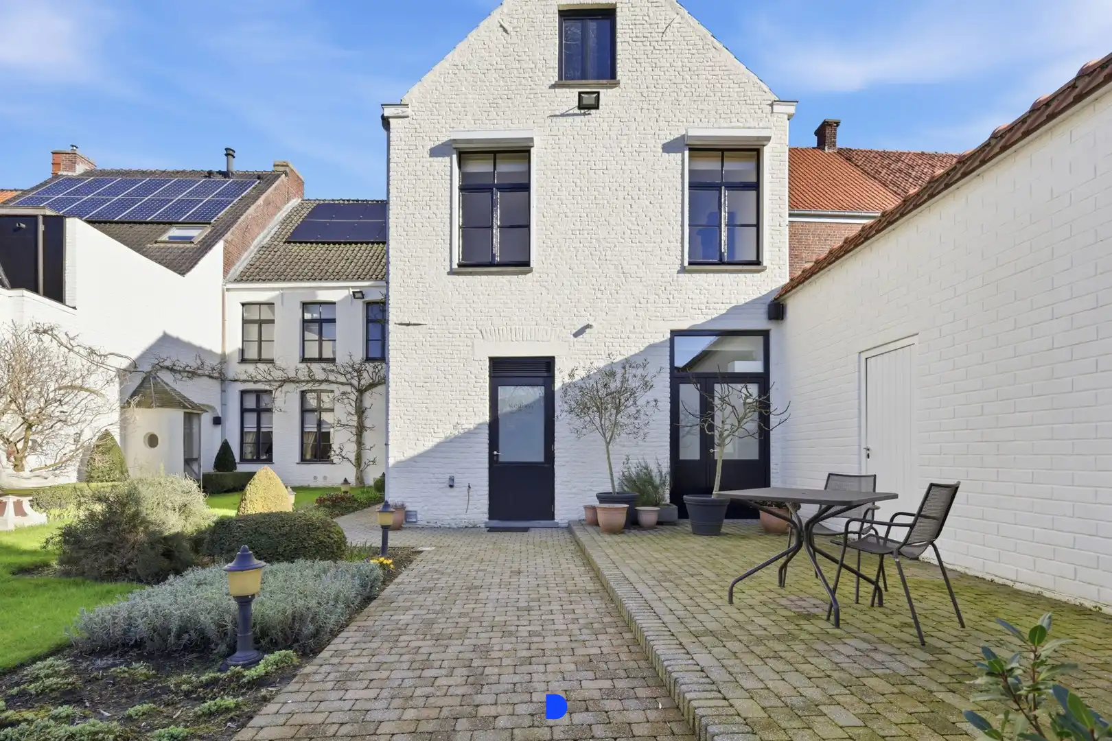 Statig herenhuis in het centrum van Ingelmunster foto 19