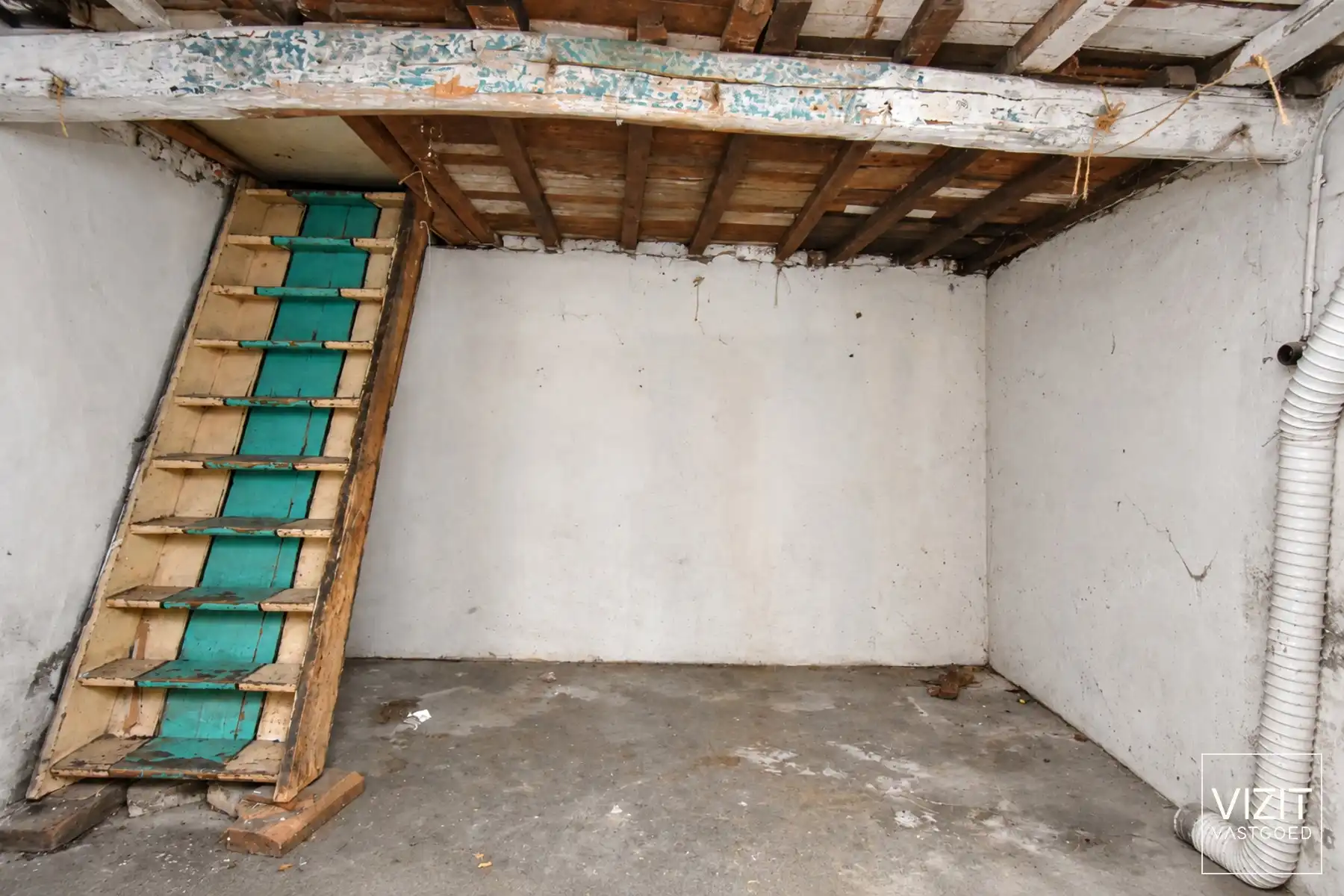 Te renoveren HOB met 3 slaapkamers foto 10