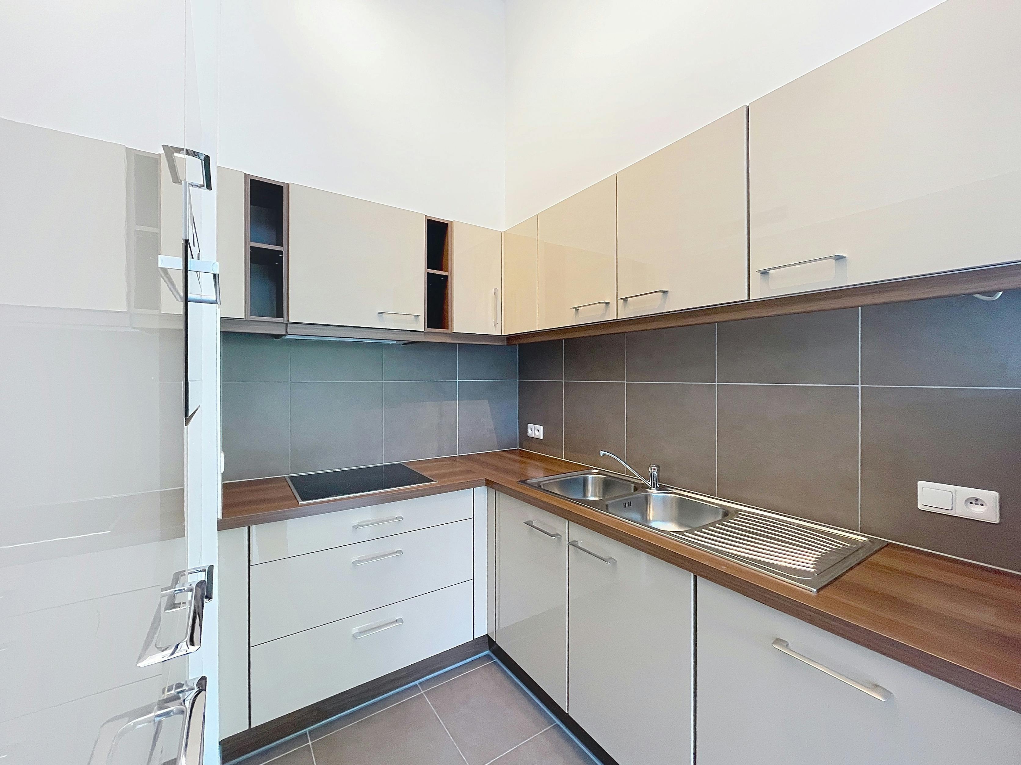 Appartement te huur Oostende  foto 3