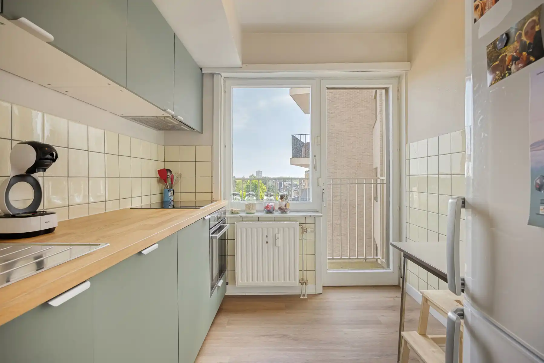 Instapklaar appartement met 1 slaapkamer en terras! foto 2