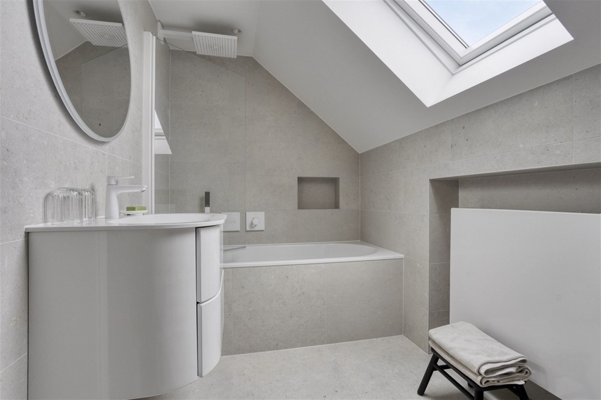 Gerenoveerde hoevewoning in het landelijke Kobbegem! foto 19