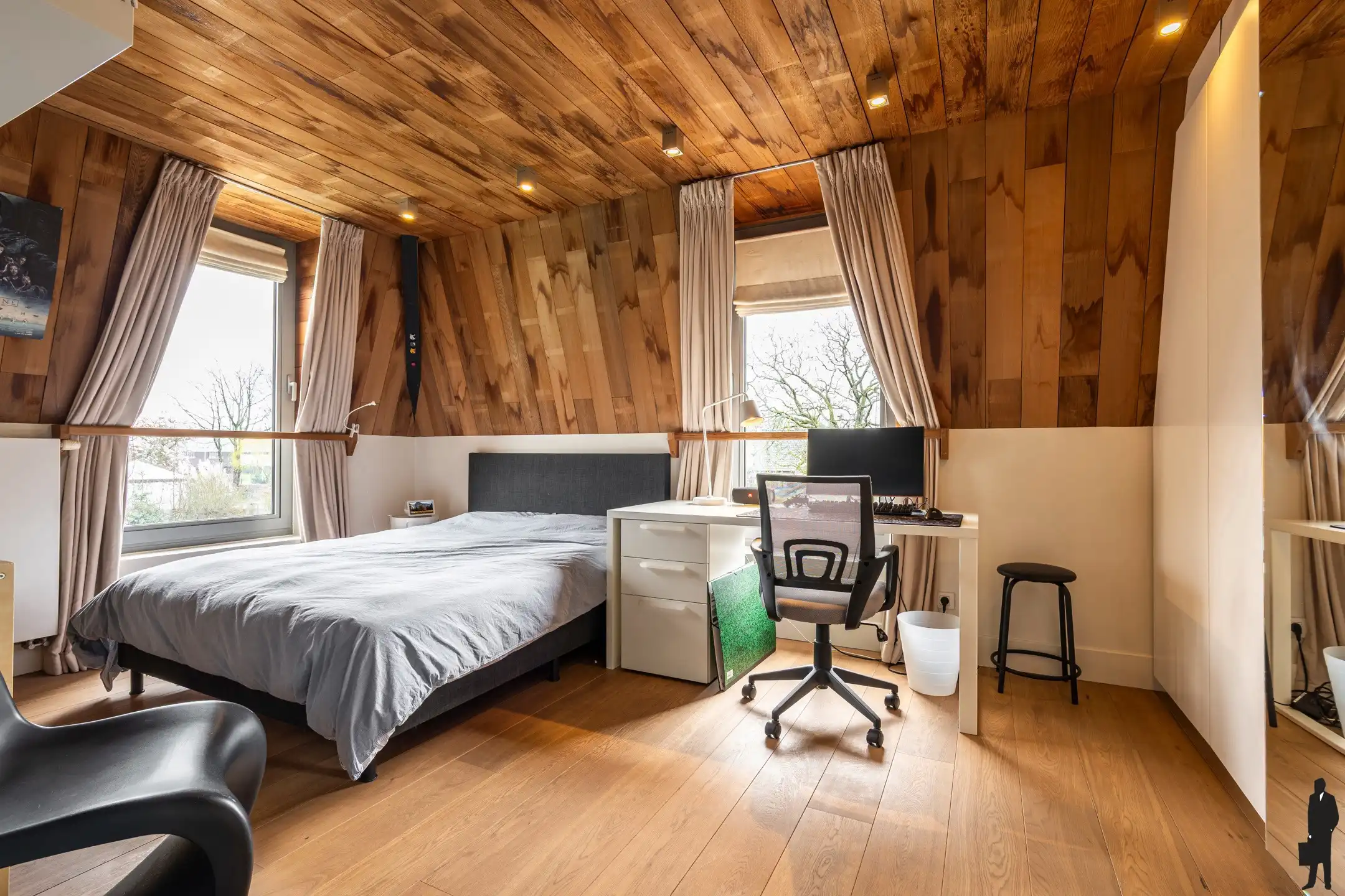 Unieke villa met zwembad, 4 slpk en zuidgerichte tuin foto 19