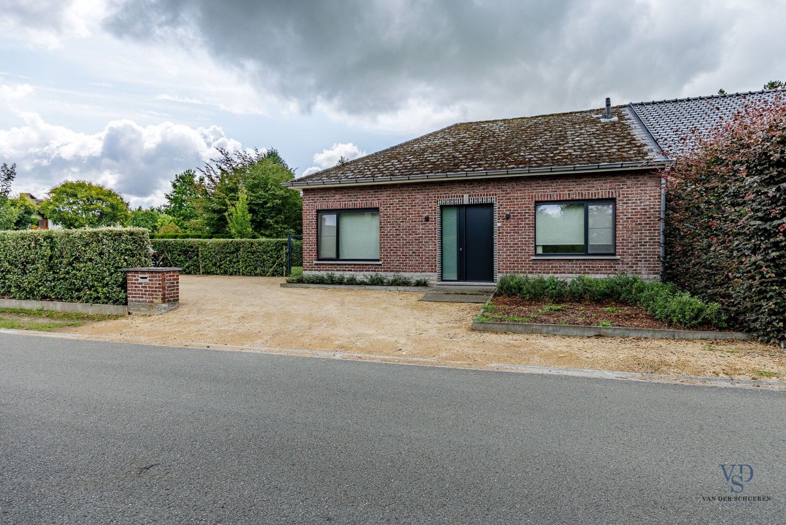 Gerenoveerde gezinswoning in Melsen (Merelbeke-Melle)  foto 2