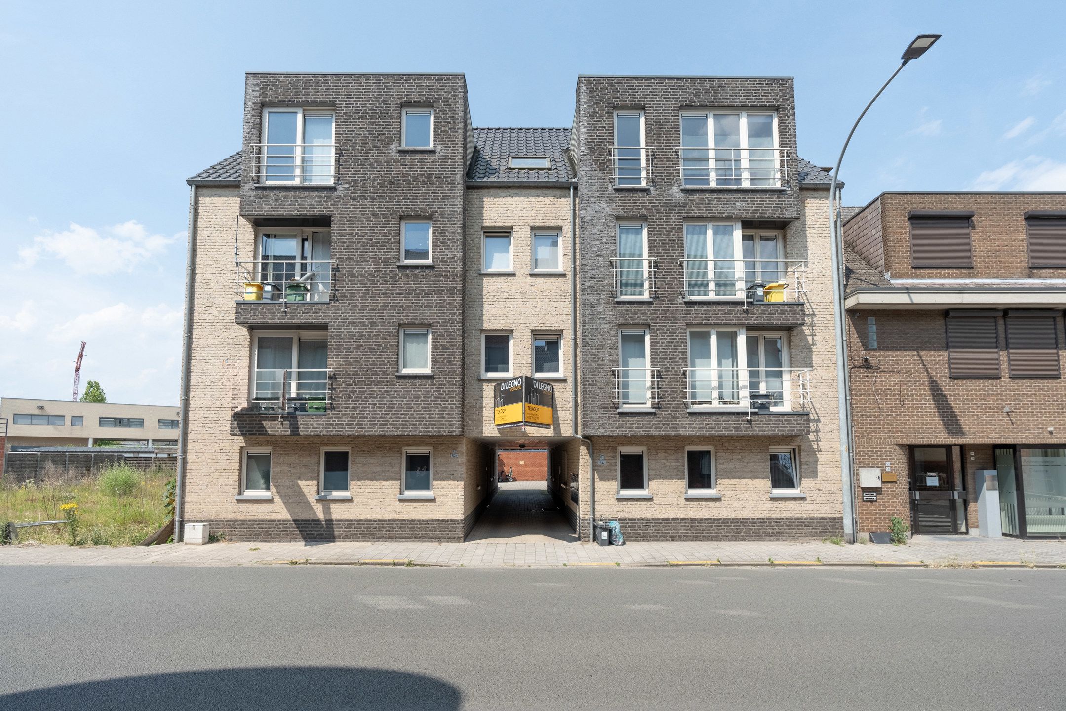 Verhuurd één-slaapkamer-appartement nabij centrum Geel. foto {{pictureIndex}}