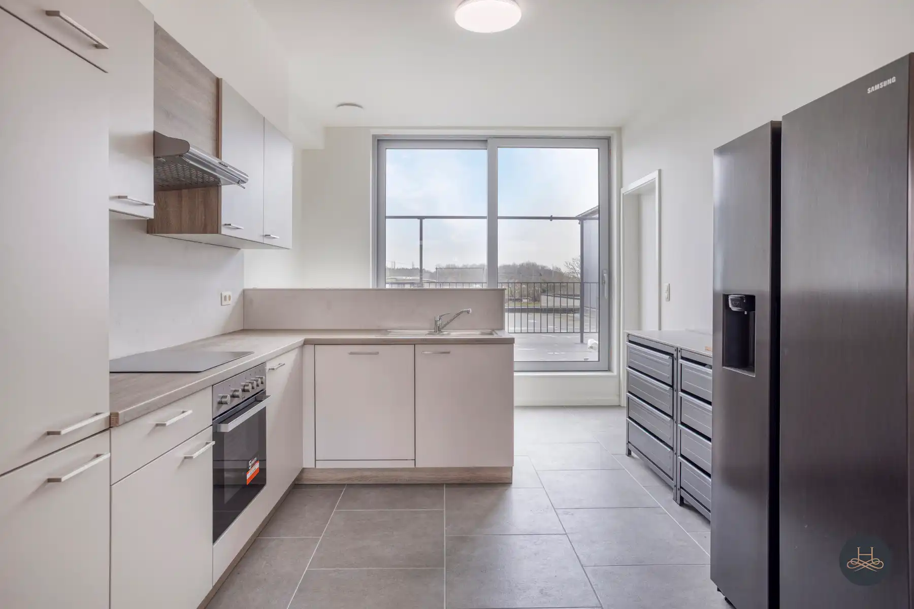 Uniek pand met ruime loods en instapklare woning foto 20