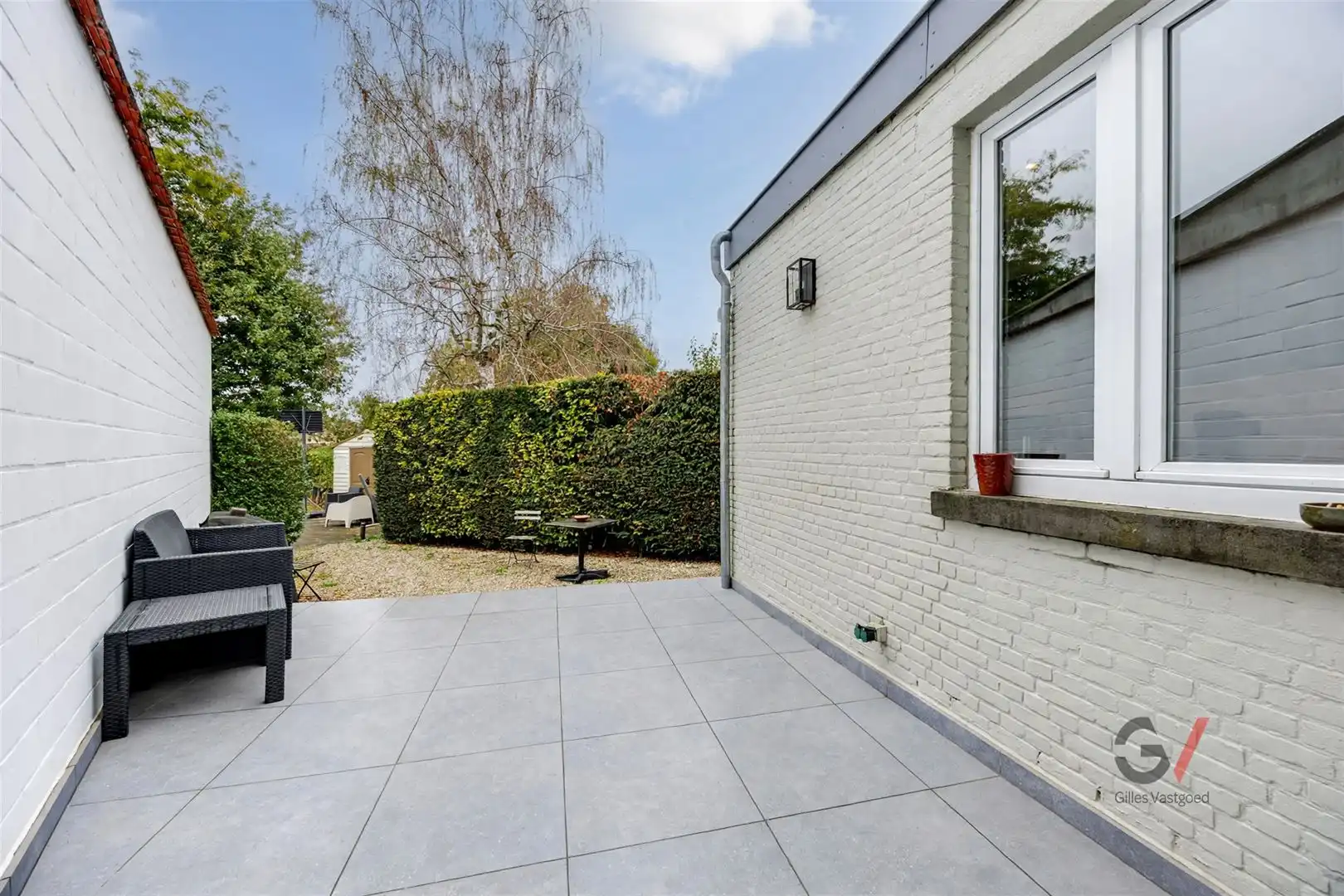 Karaktervolle woning met diepe tuin op een toplocatie foto 9