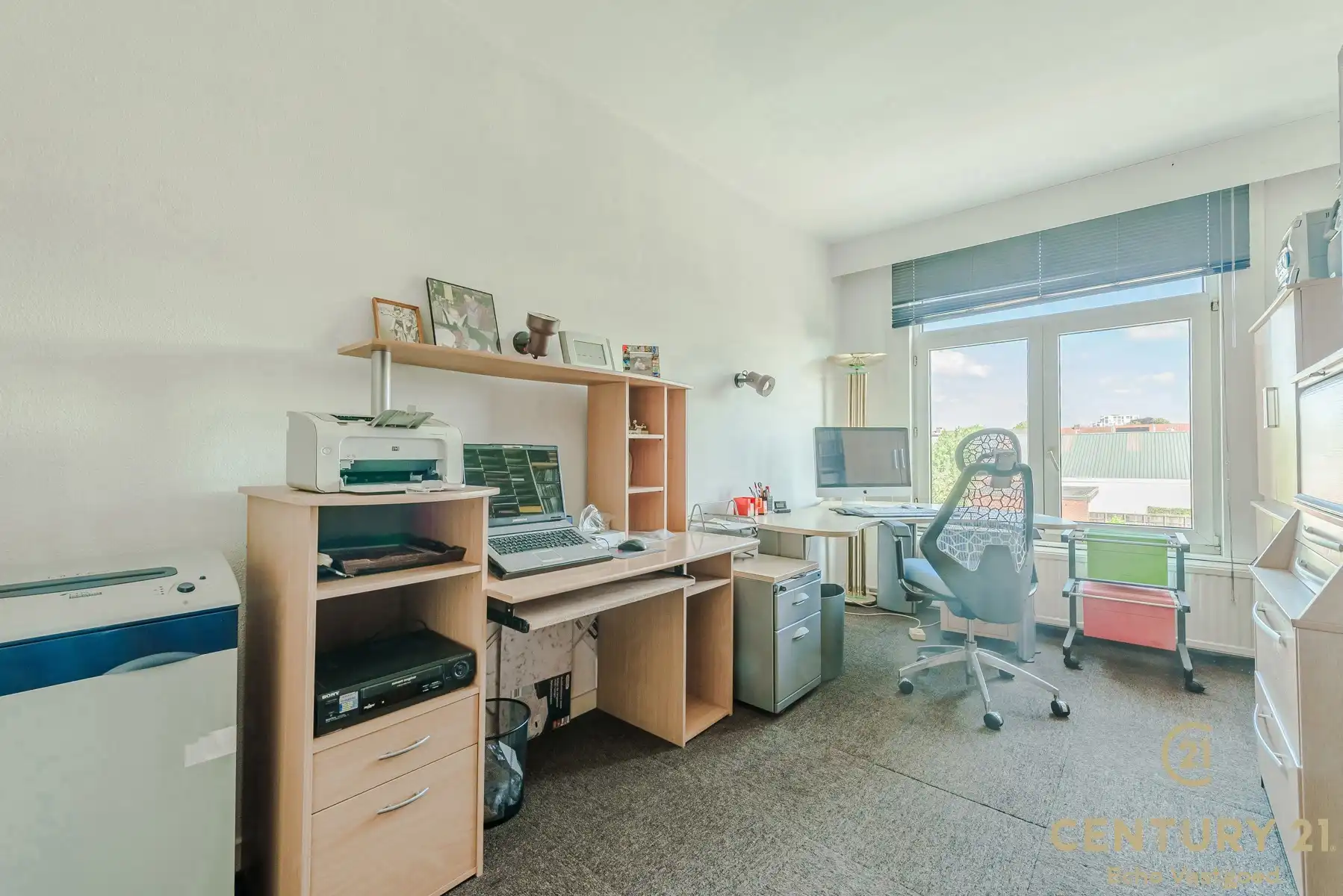 Ruim, startklaar handelspand met woonst op toplocatie foto 27