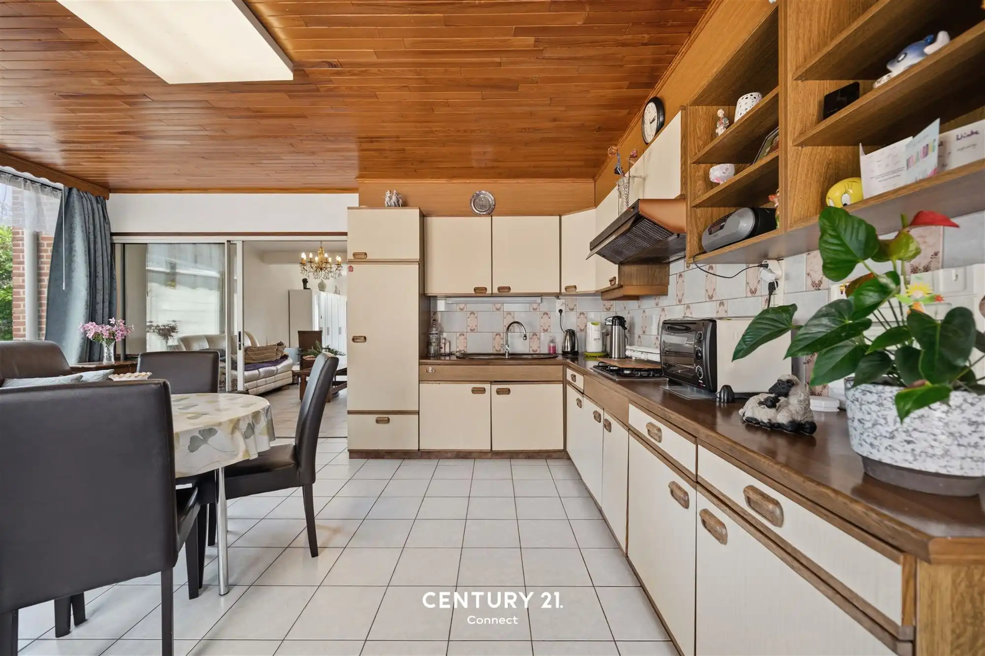 Woning op een perceel van 16 are 20 ca te Lubbeek. foto 7