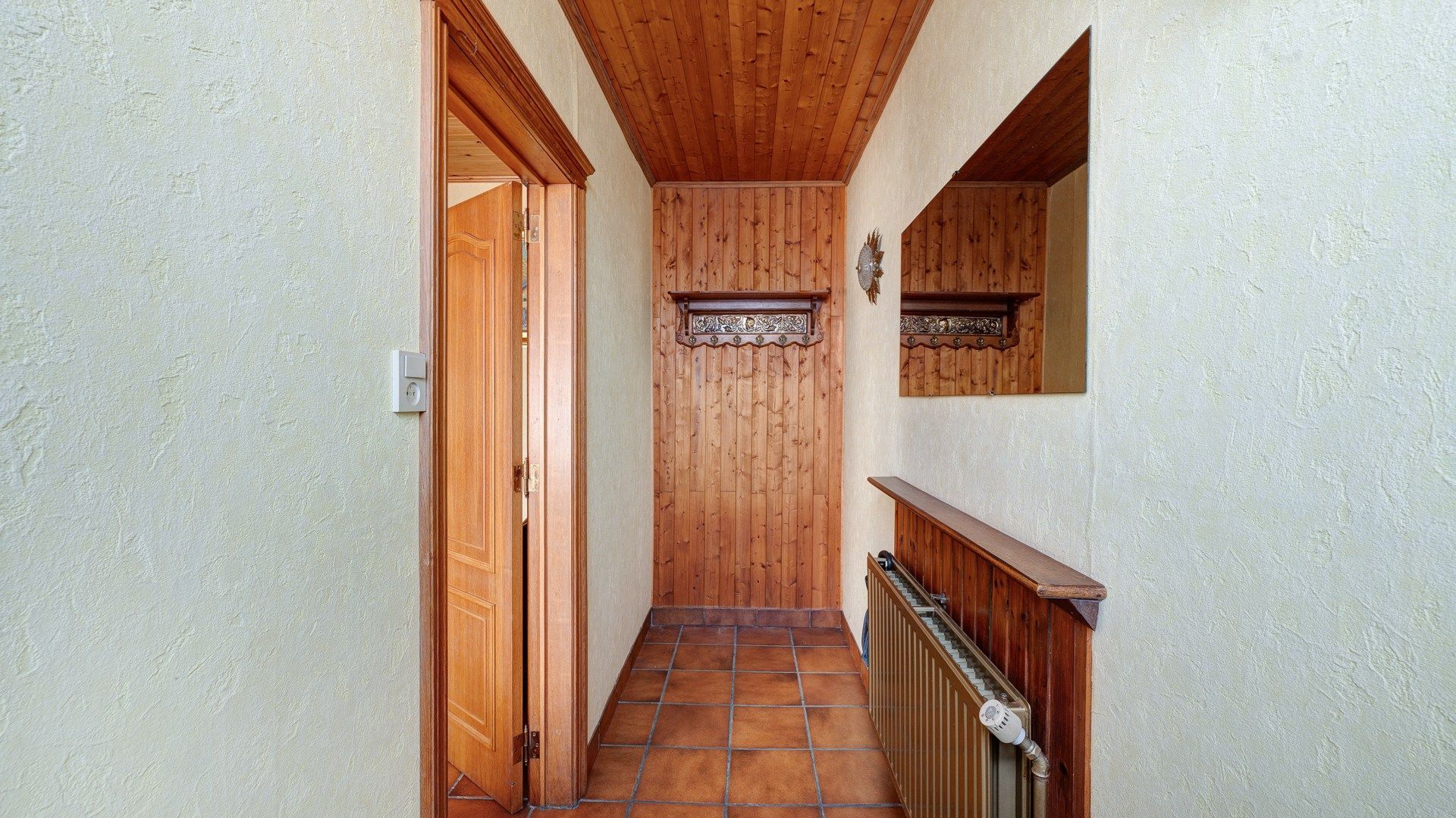 Renovatieproject met enorm veel potentieel te Lissewege foto 8