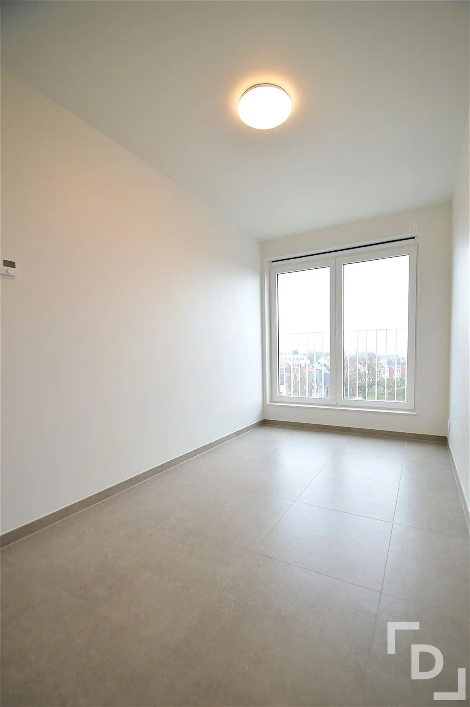 Nieuwbouwappartement met carport foto 8