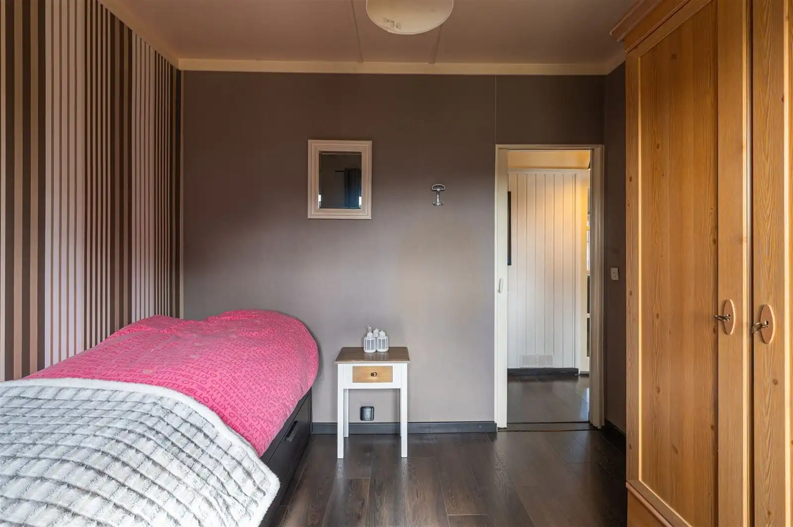 Knusse bungalow met 3 kamers en zuidgerichte tuin op 9are05 foto 18