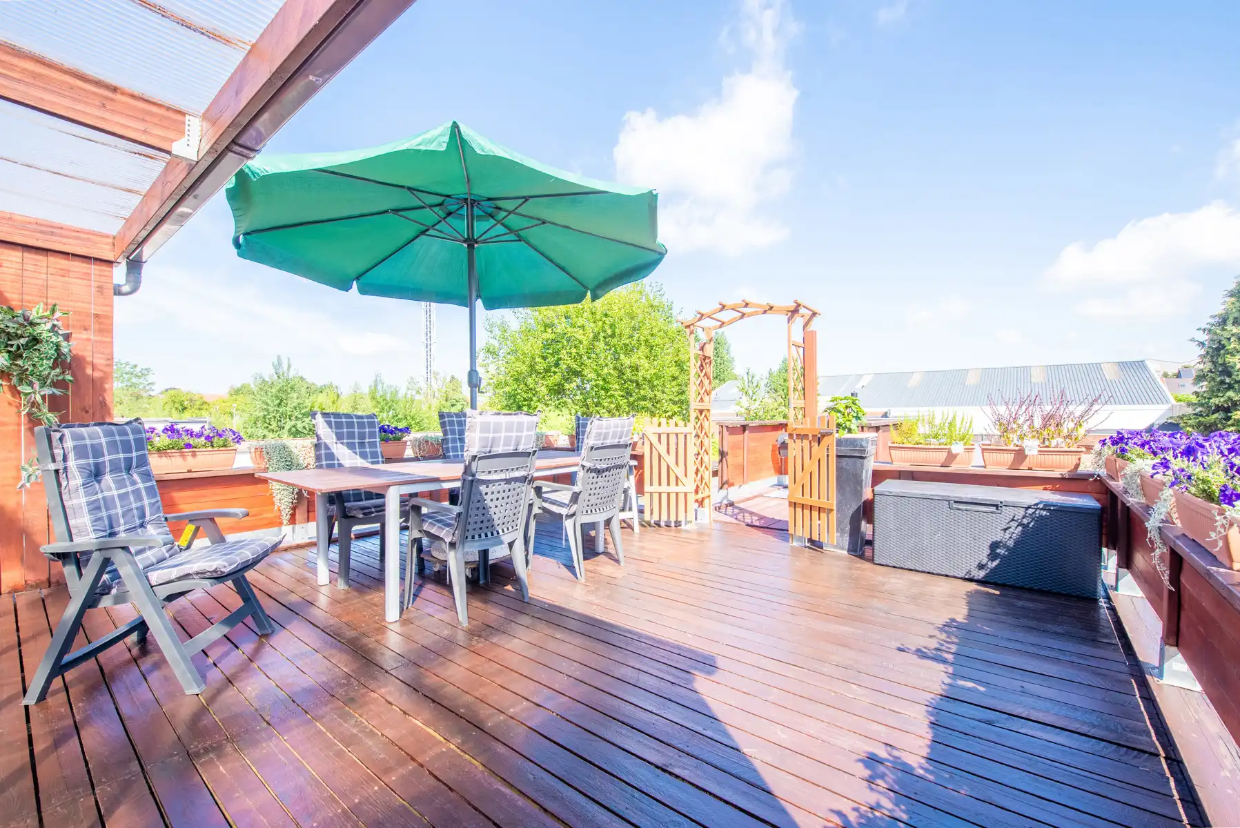 Ruim, startklaar handelspand met woonst op toplocatie foto 19