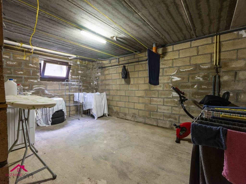 Charmante vrijstaande woning met garage foto 44