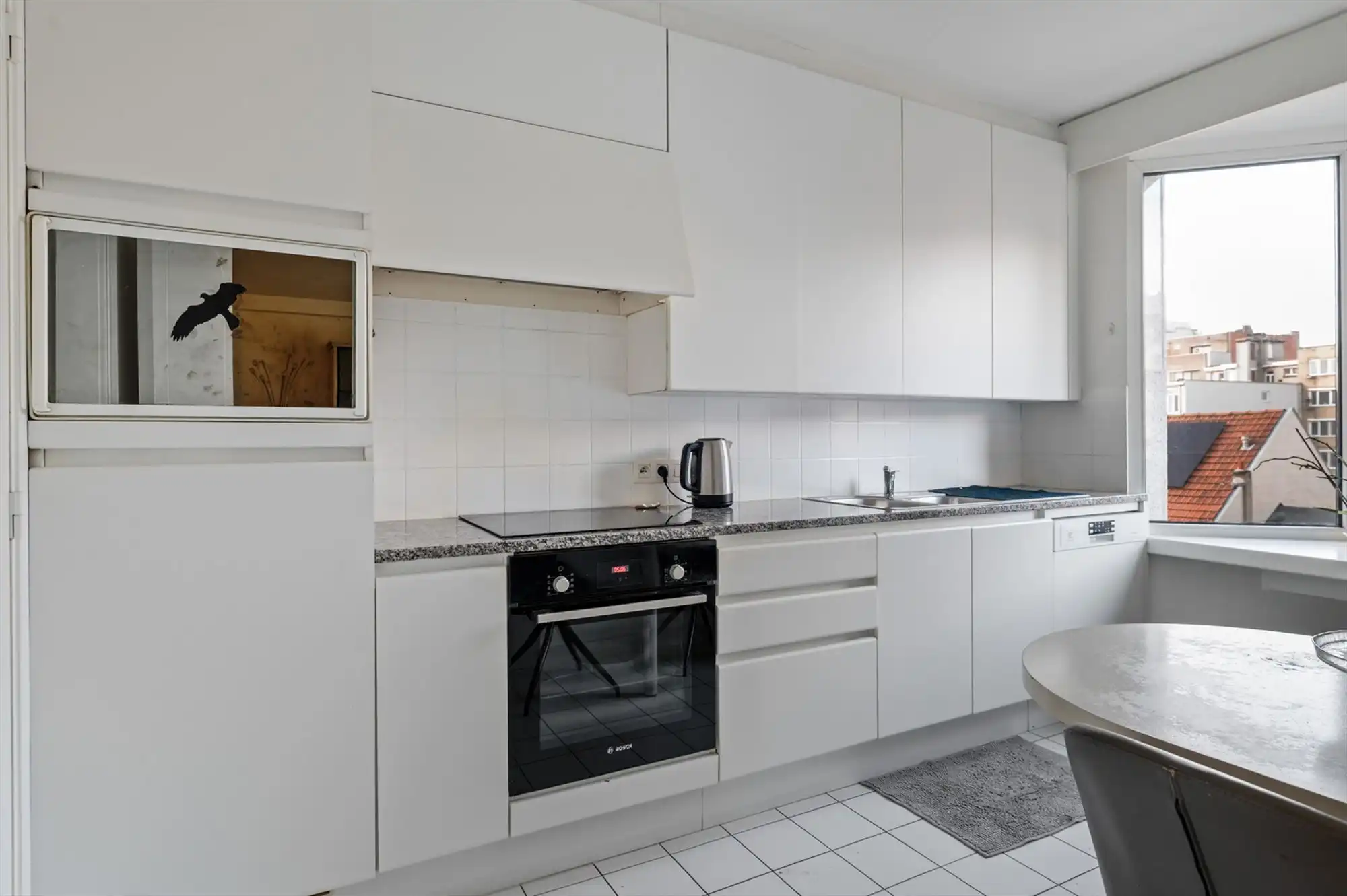 Instapklaar en lichtrijk appartement op toplocatie foto 6