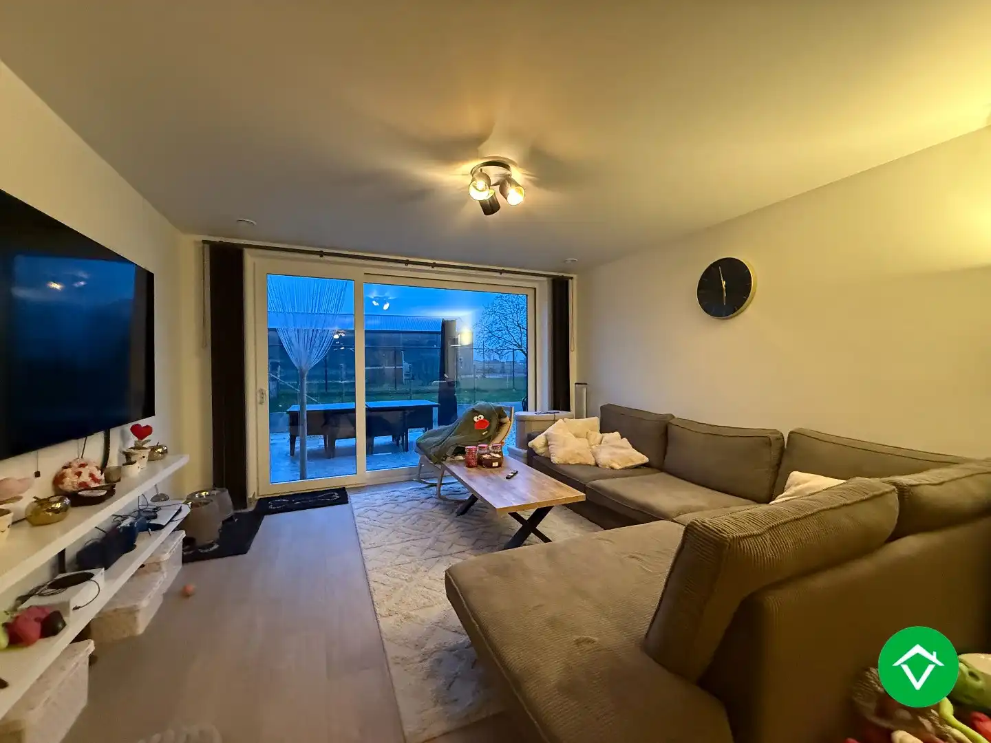 Nieuwbouwwoning met 3 slaapkamers, carport en tuin foto 6