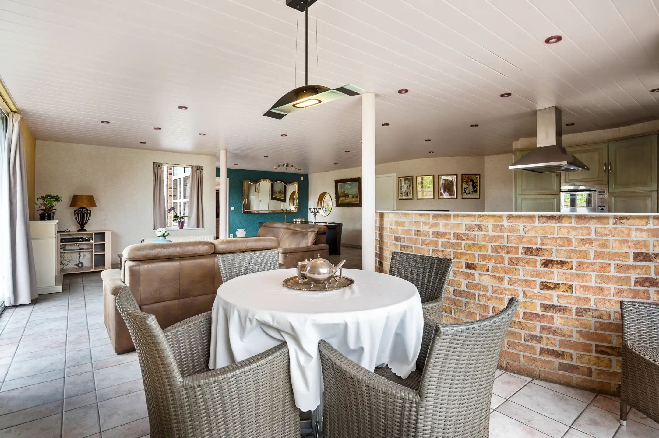 Gezinswoning met kantoor en prachtige tuin te Vosselaar.  foto 11