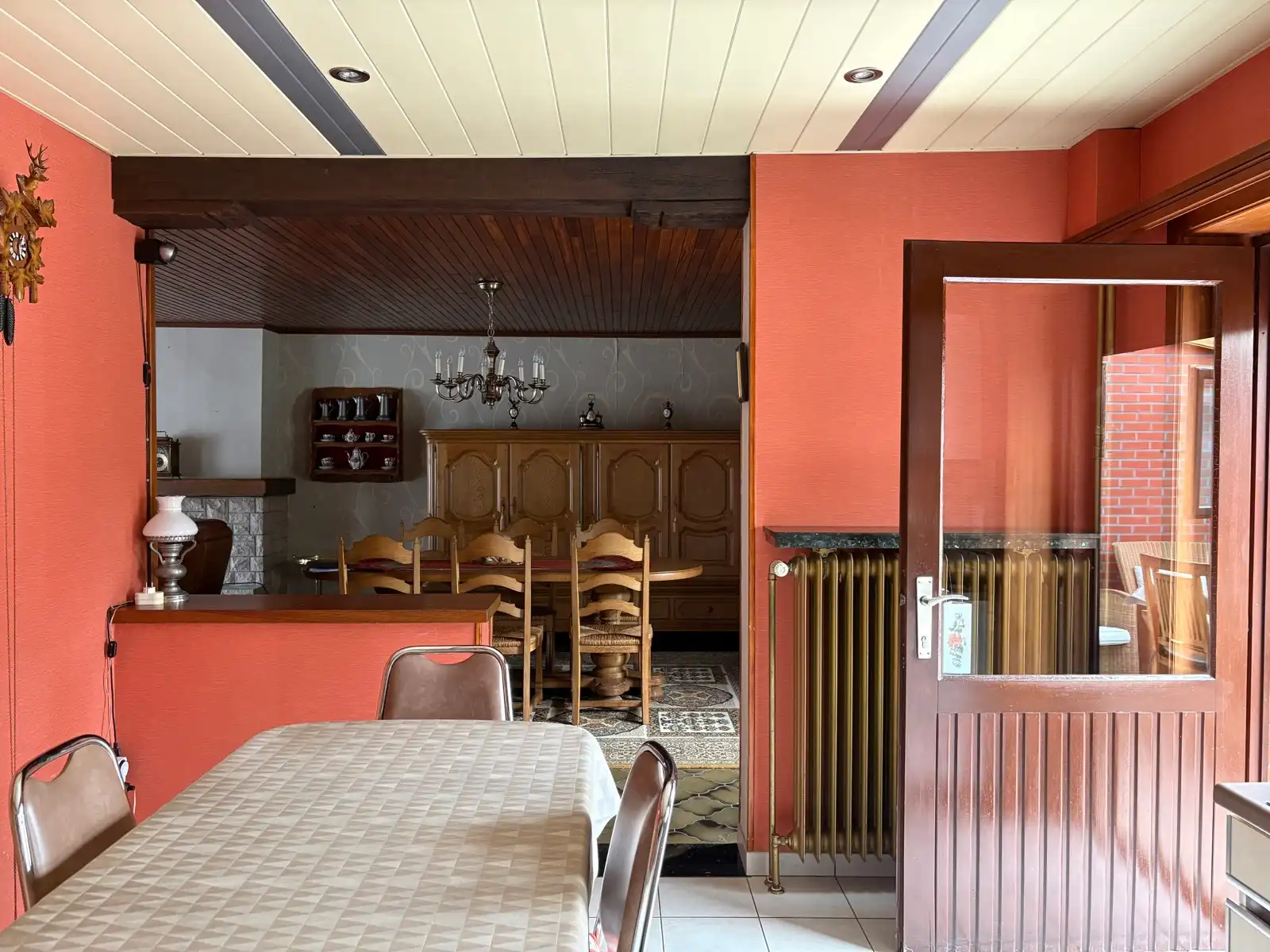 Charmante te renoveren woning foto 8