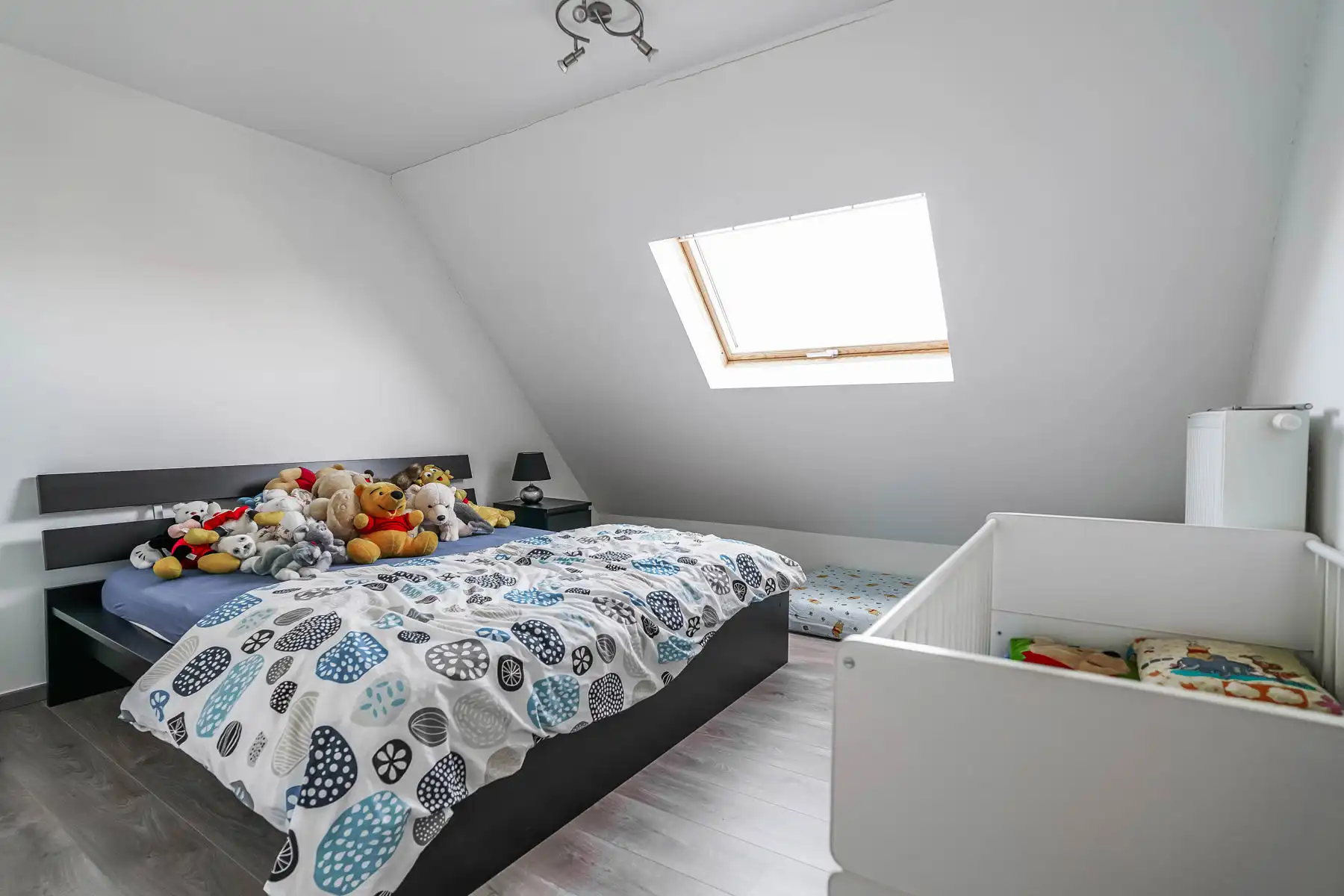 Knap gerenoveerde HOB- woning op toplocatie te Londerzeel. foto 22