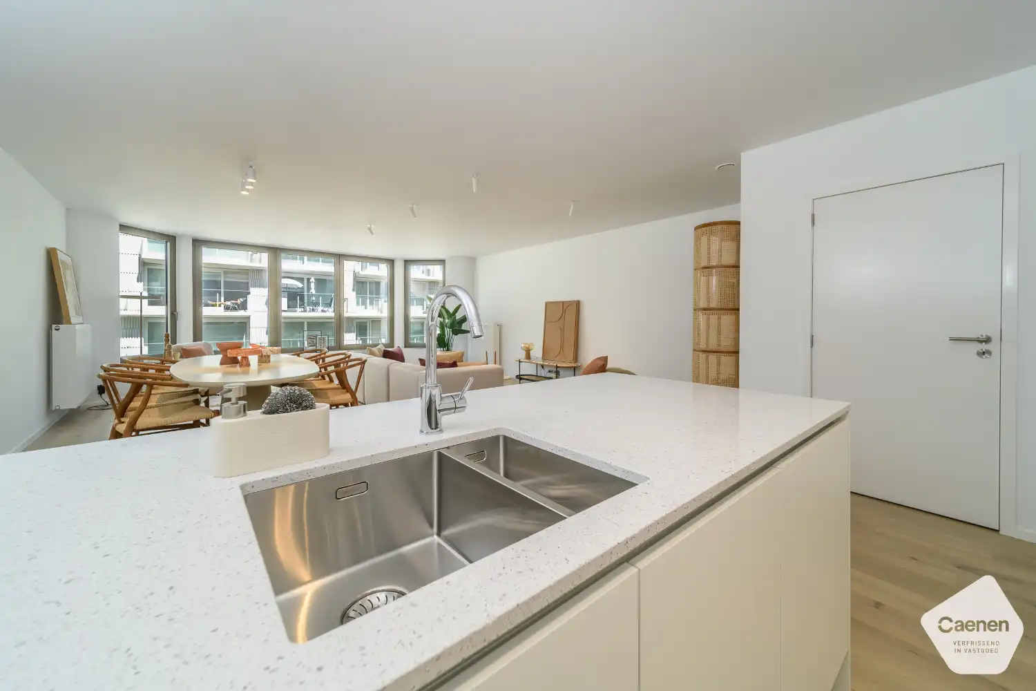Totaalrenovatieproject in het hart van De Panne foto 7
