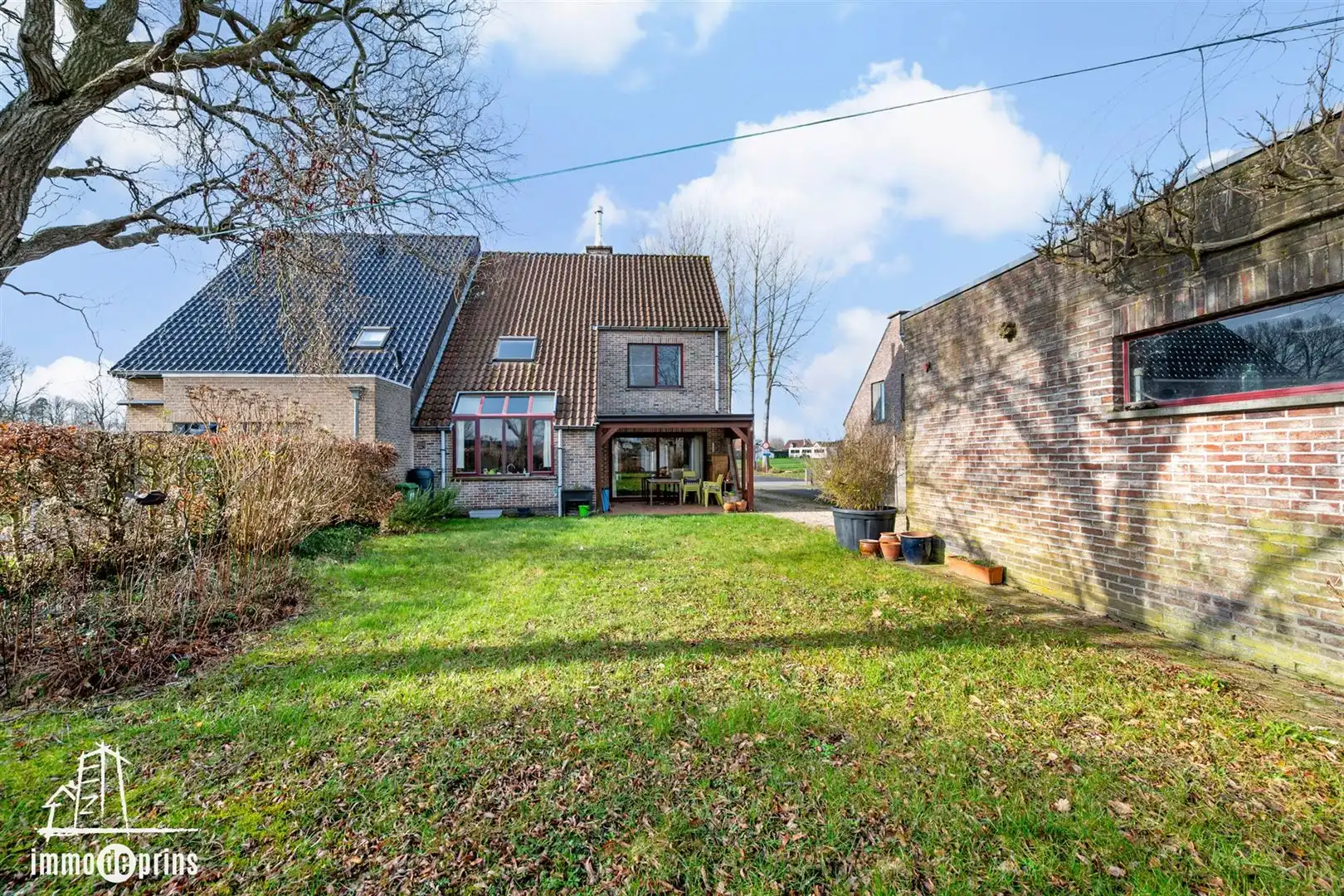 Half open bebouwing foto 22