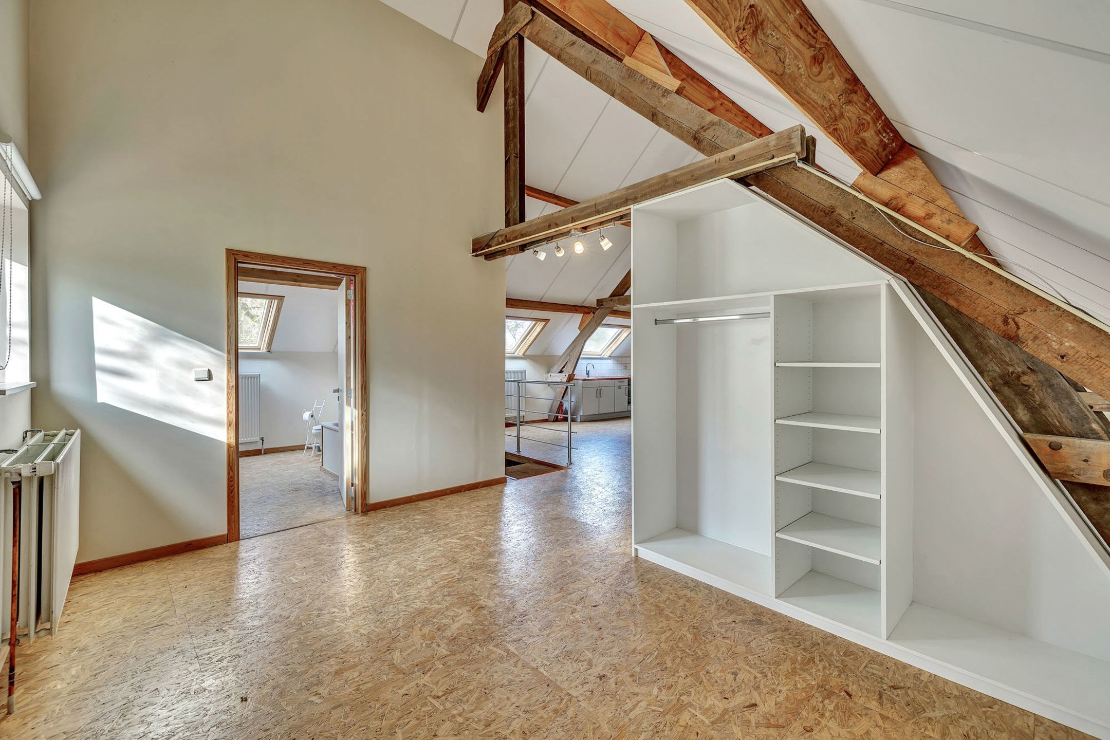 Fantastisch gerenoveerde hoeve met binnenzwembad foto 24