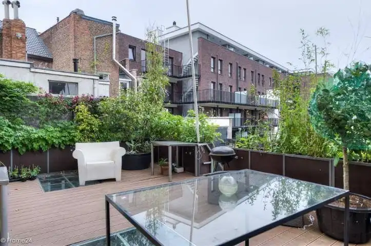 Prachtig en uniek vergunde opbrengsteigendom (BAR 6%) in historisch en gerenoveerd postgebouw te Antwerpen 2060 foto 30