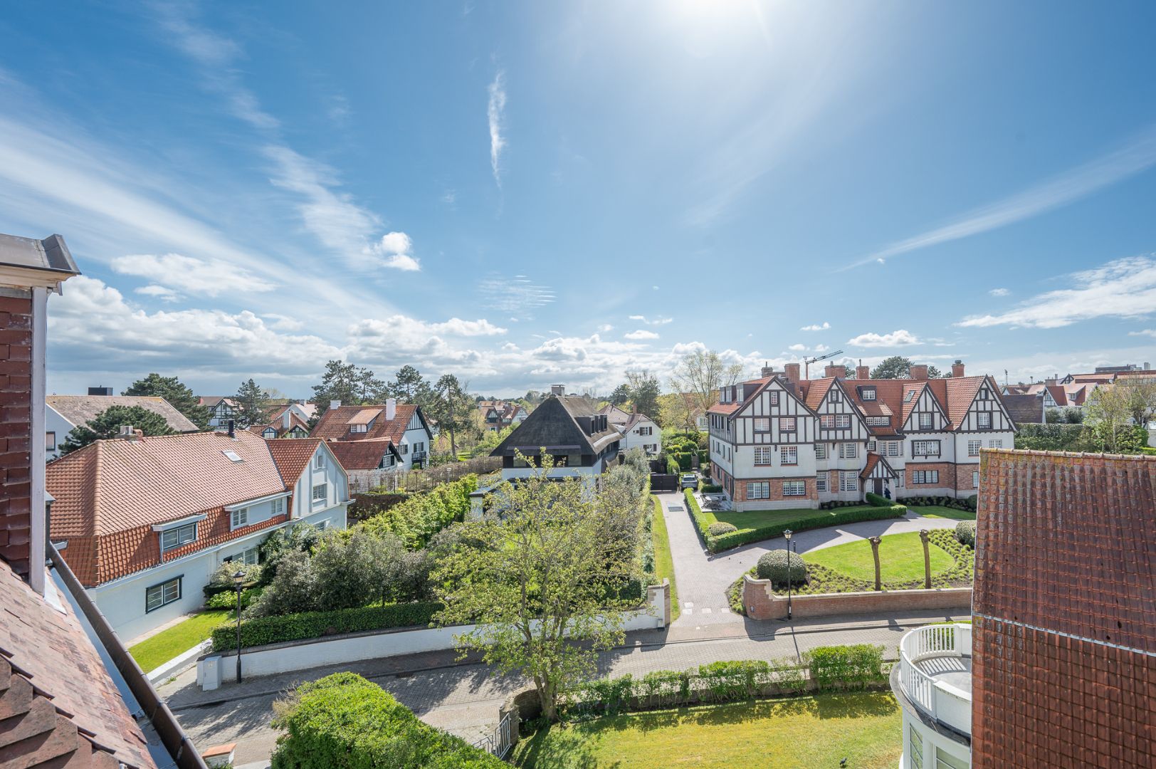 Stijlvol gerenoveerd 2-slaapkamerappartement op een absolute toplocatie foto 18