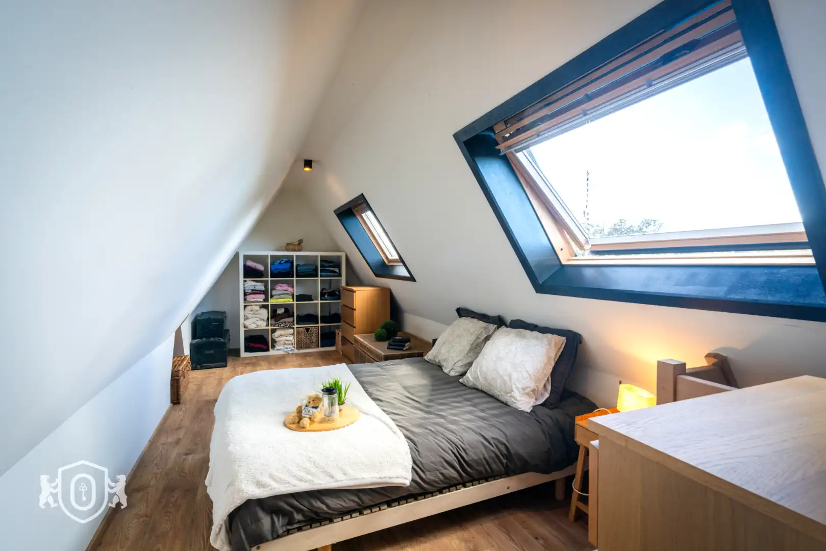 Vrijstaande 3-slpkr woning met tuin & bijgebouwen foto 22