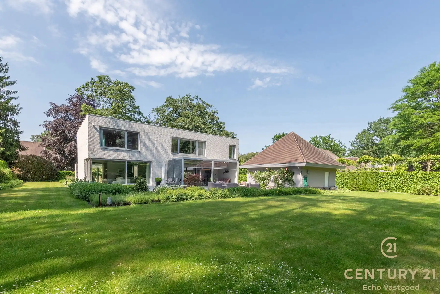 Exclusieve onderhouden architectenvilla in villawijk De Lint foto 34