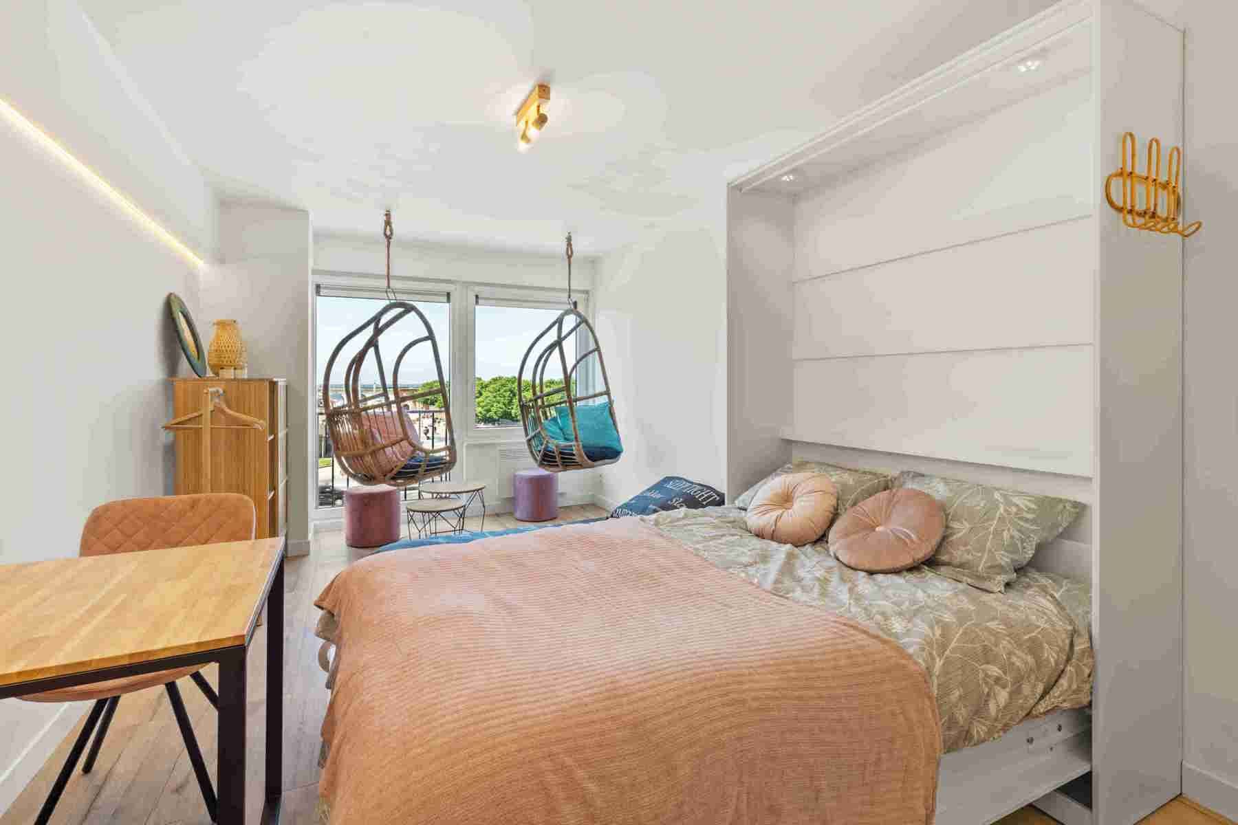 Trendy gemeubelde studio vlakbij het strand in Oostende. foto 4