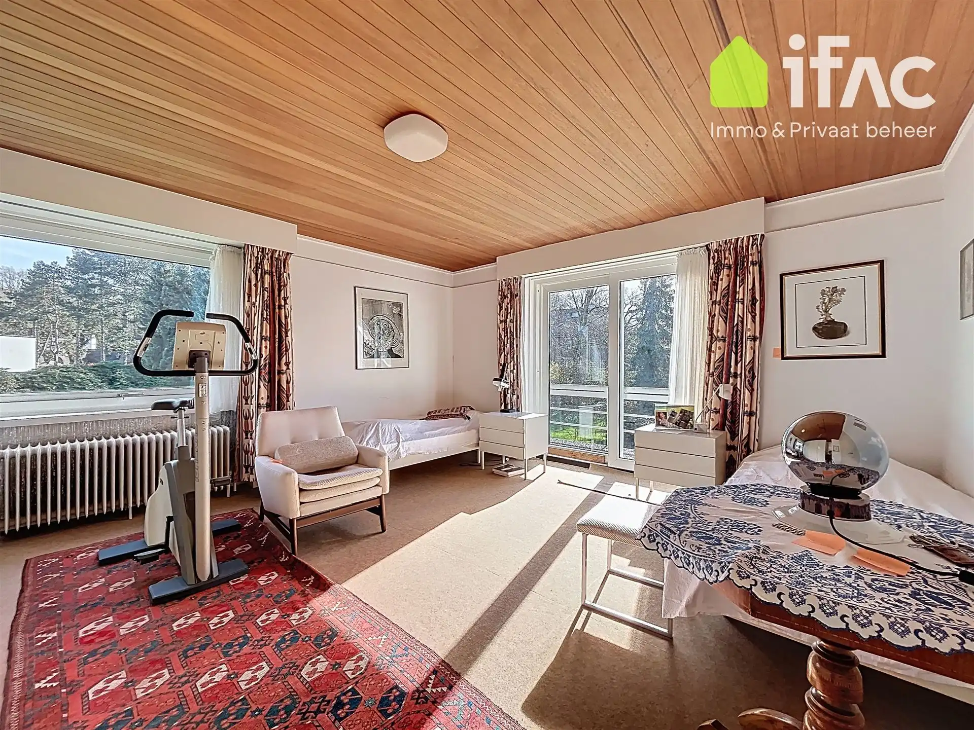 Fantastisch gelegen villa met heel veel lichtinval foto 18