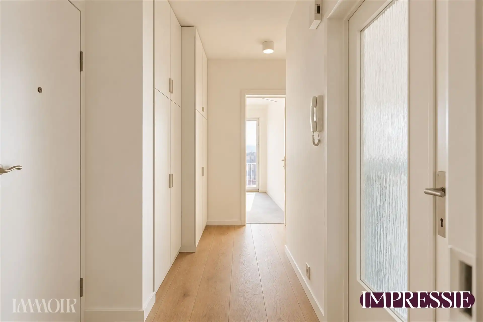 Appartement met 2 slpks en panoramisch uitzicht. foto 9