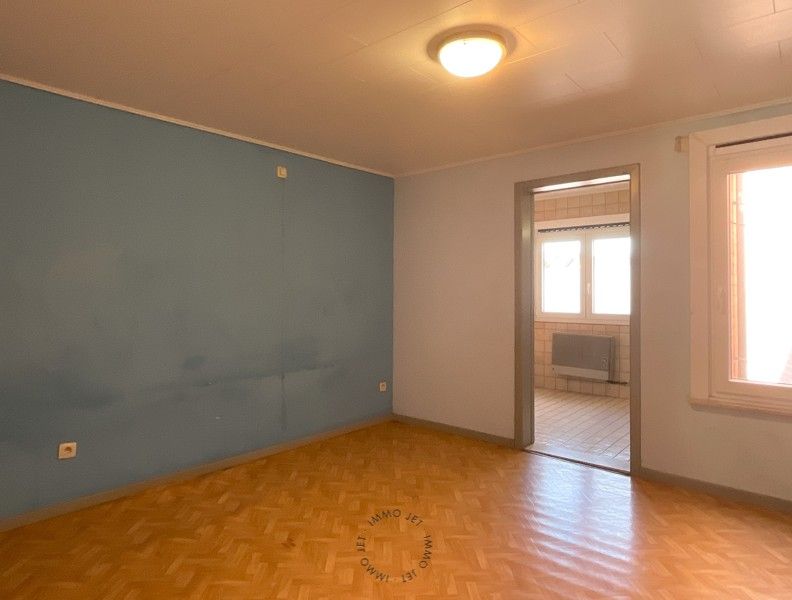 Woning met 2 slaapkamers en koer in het centrum van Sint-Gillis-Waas foto 7