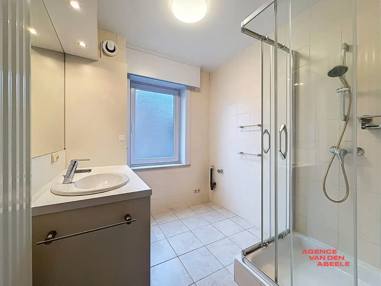 Ruim en hedendaags appartement met 3 slaapkamers  foto 10