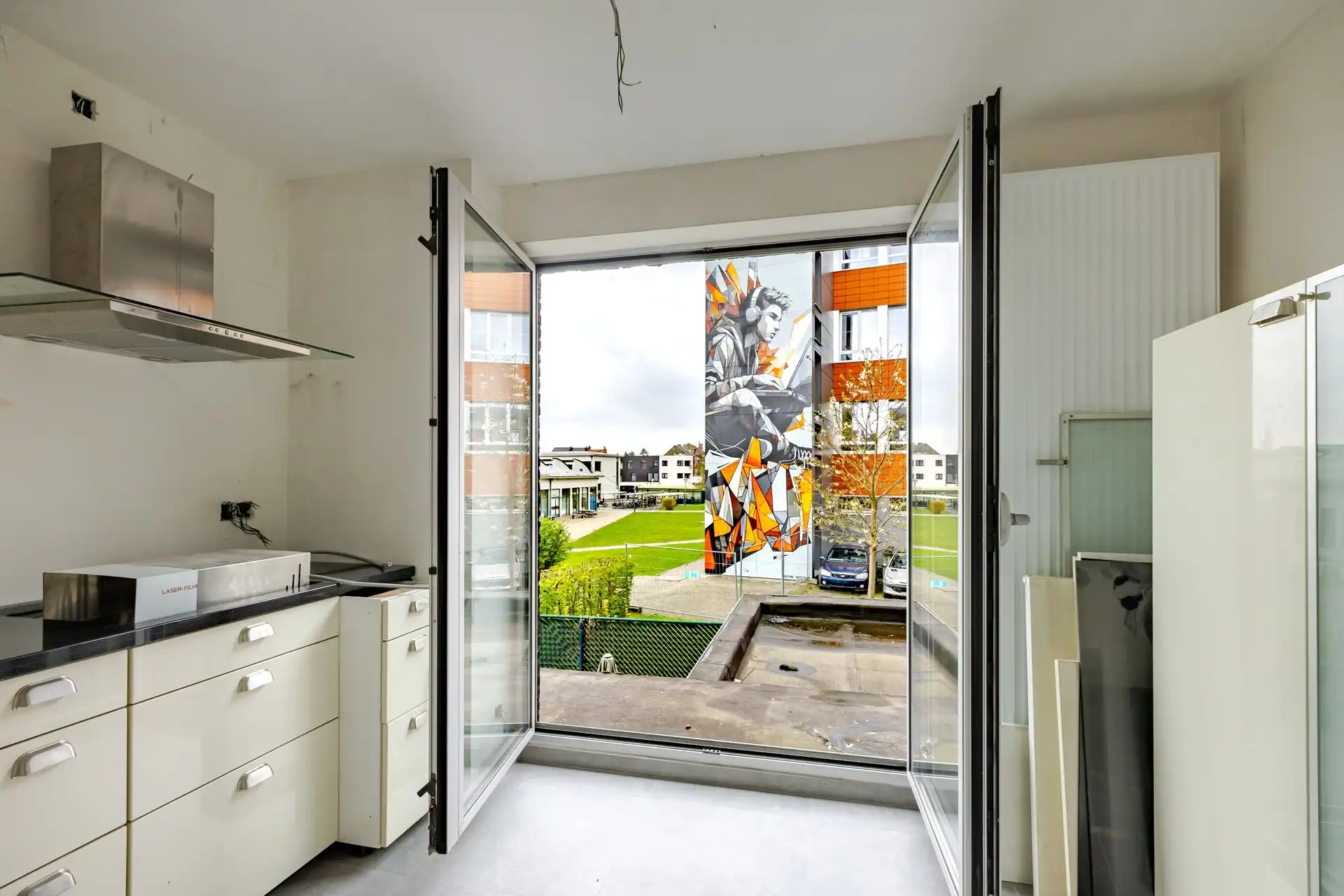 Ruim en lichtrijk, af te werken appartement van 173 m² foto 11