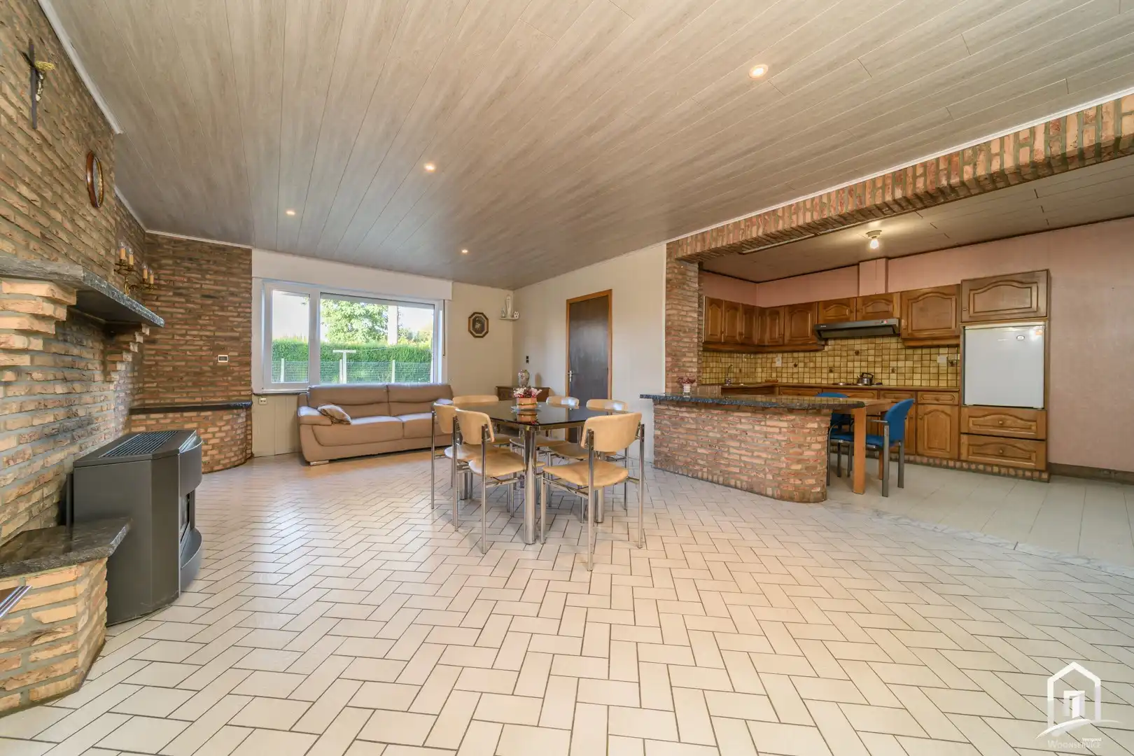 Zeer ruime gezinswoning nabij dorp Nieuwerkerken foto 6