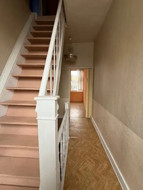 Instapklare woning met 2 (mogelijk 3) slaapkamers en sauna in rustige straat te Gent foto 9