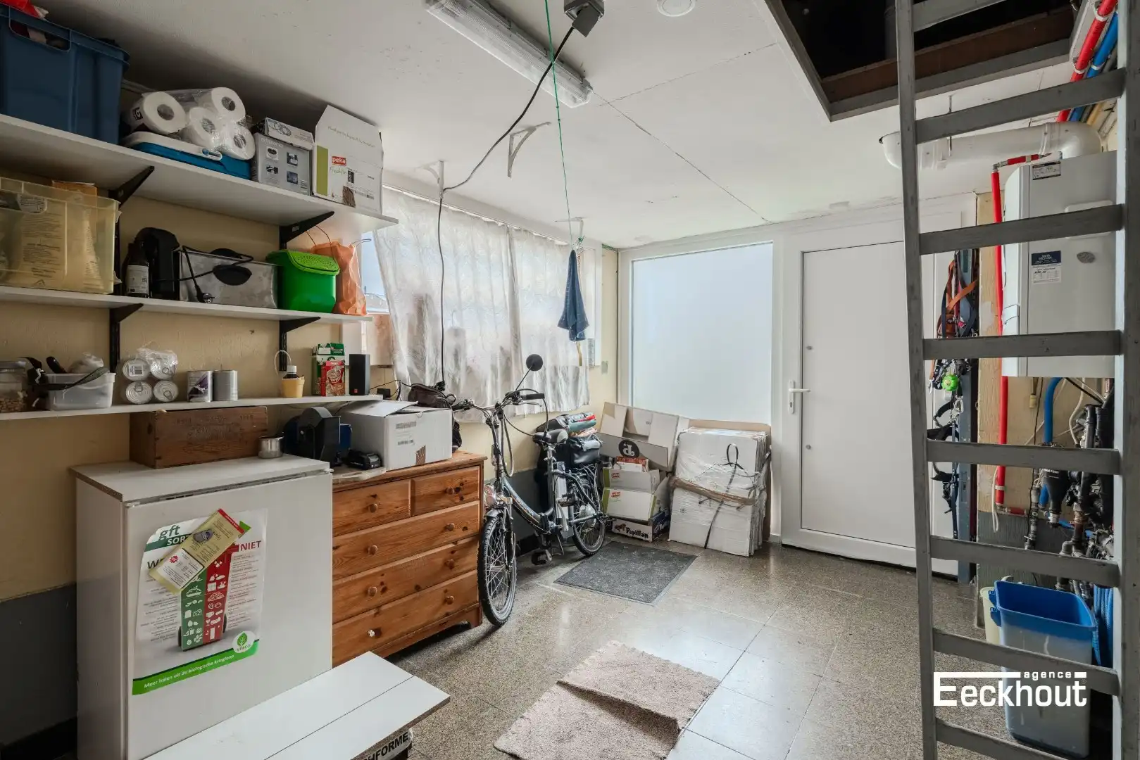 Charmante halfopen woning met zonnige tuin! foto 16