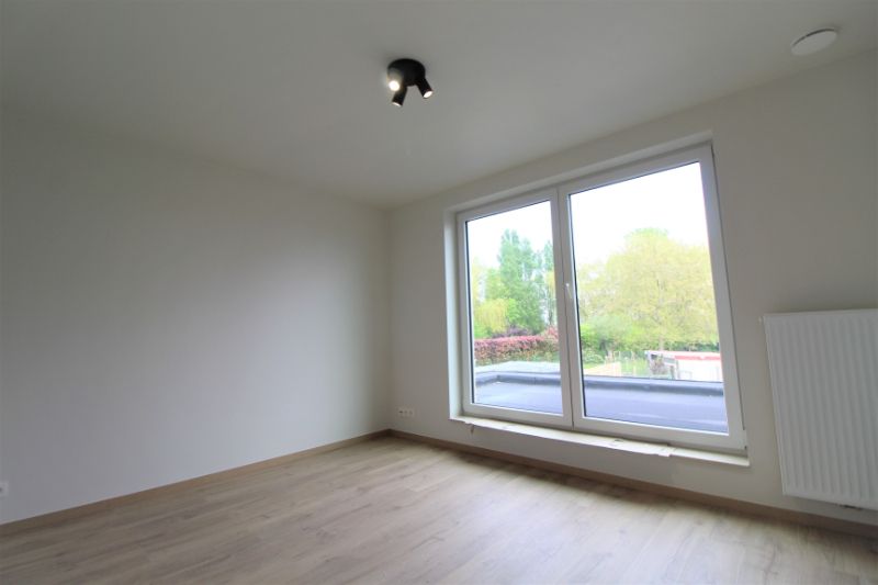 Moderne nieuwbouw villa te huur in Lichtervelde met 4 slaapkamers en 2 badkamers foto 13