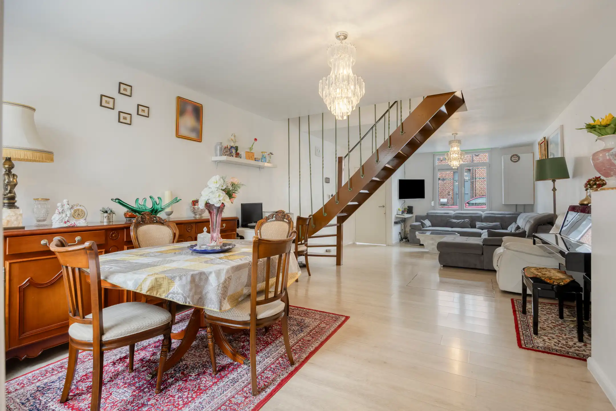 Gezellige instapklare woning op centrale locatie foto 4