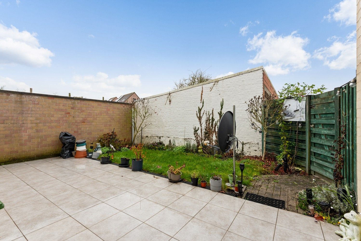 Gelijkvloers appartement met één slaapkamer en tuin op toplocatie te Lint foto 2