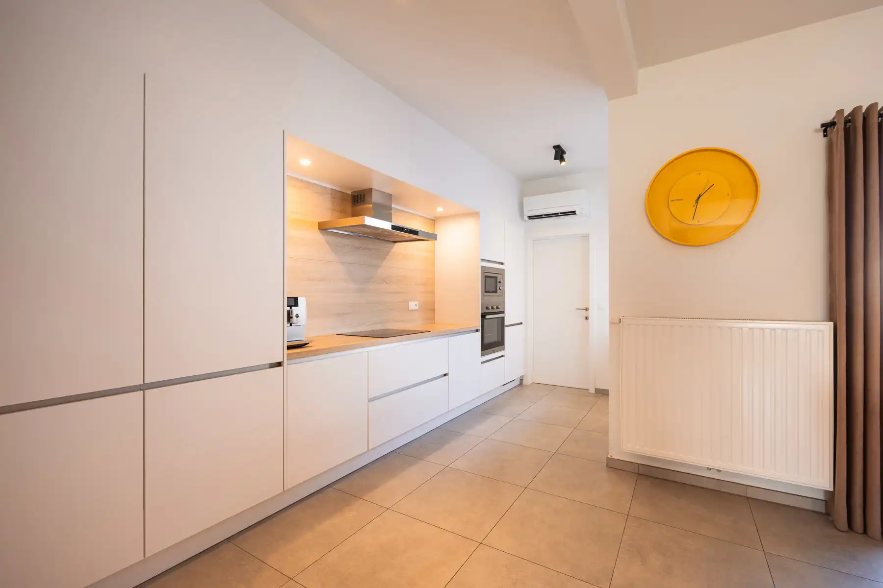 Gerenoveerde energiezuinige gezinswoning op een toplocatie foto 9