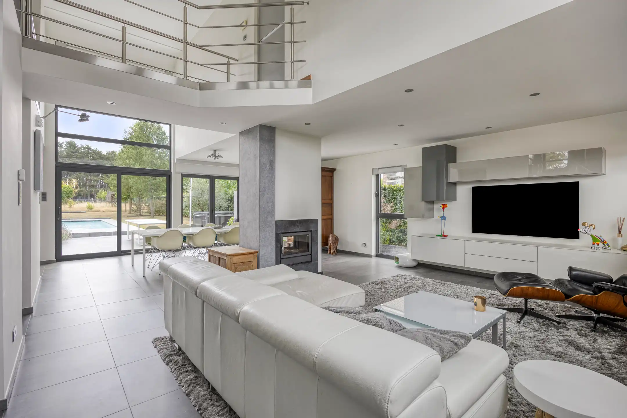 Exclusieve villa met zwembad foto 3