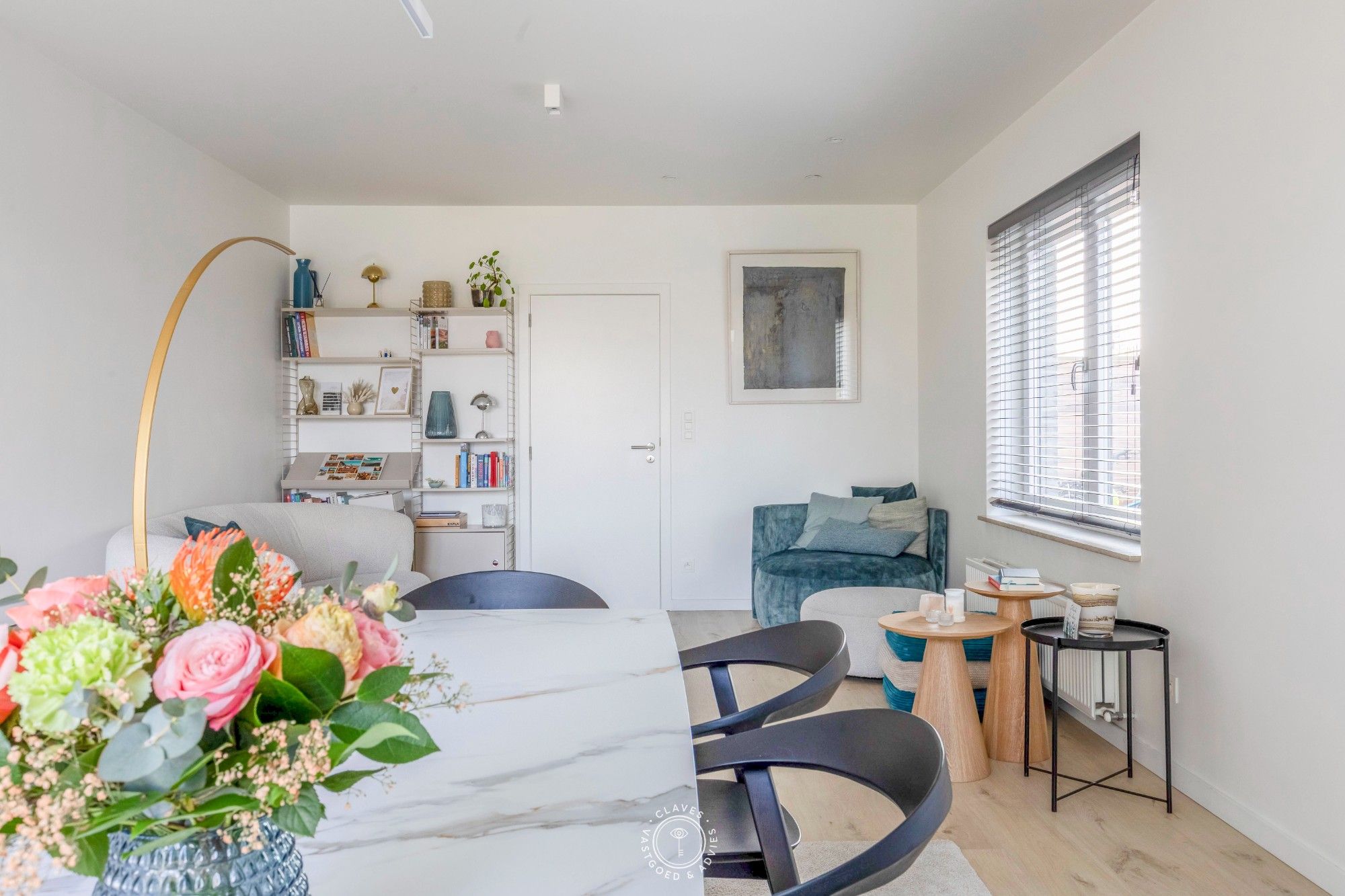 Instapklaar genieten in een moderne woning met tuin en zwembad foto 13